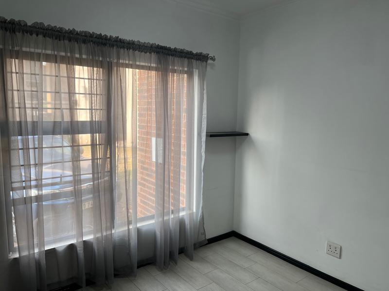 3 Bedroom Property for Sale in Greenstone Hill Gauteng