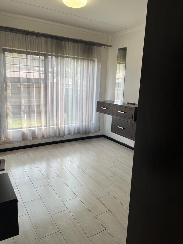3 Bedroom Property for Sale in Greenstone Hill Gauteng