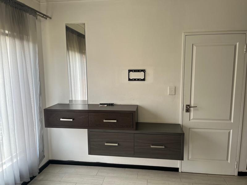 3 Bedroom Property for Sale in Greenstone Hill Gauteng