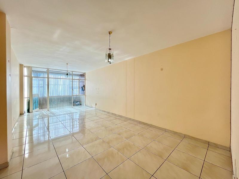 2 Bedroom Property for Sale in Florida Lake Gauteng