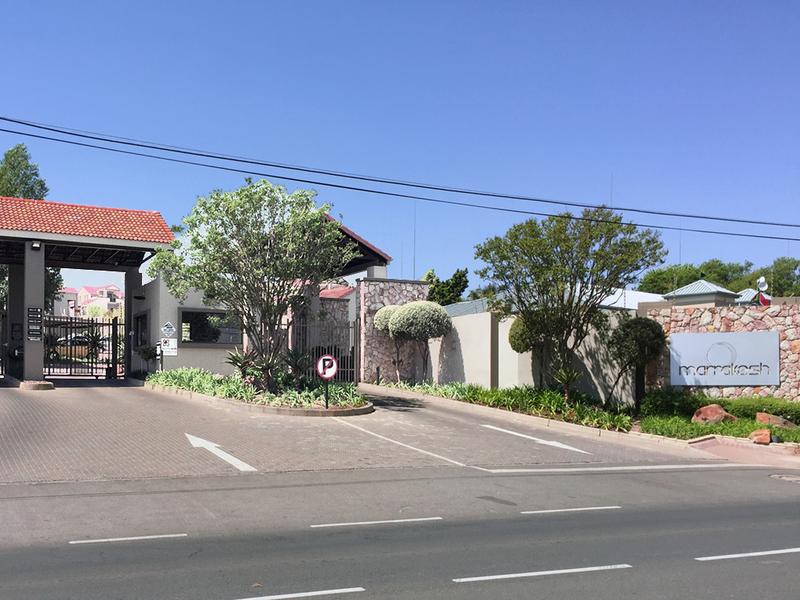 To Let 1 Bedroom Property for Rent in Douglasdale Gauteng