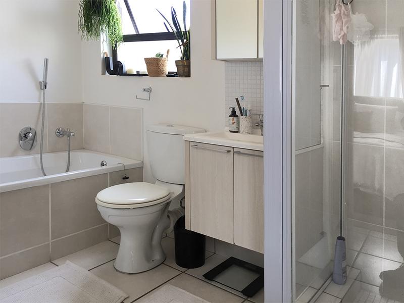 To Let 1 Bedroom Property for Rent in Douglasdale Gauteng