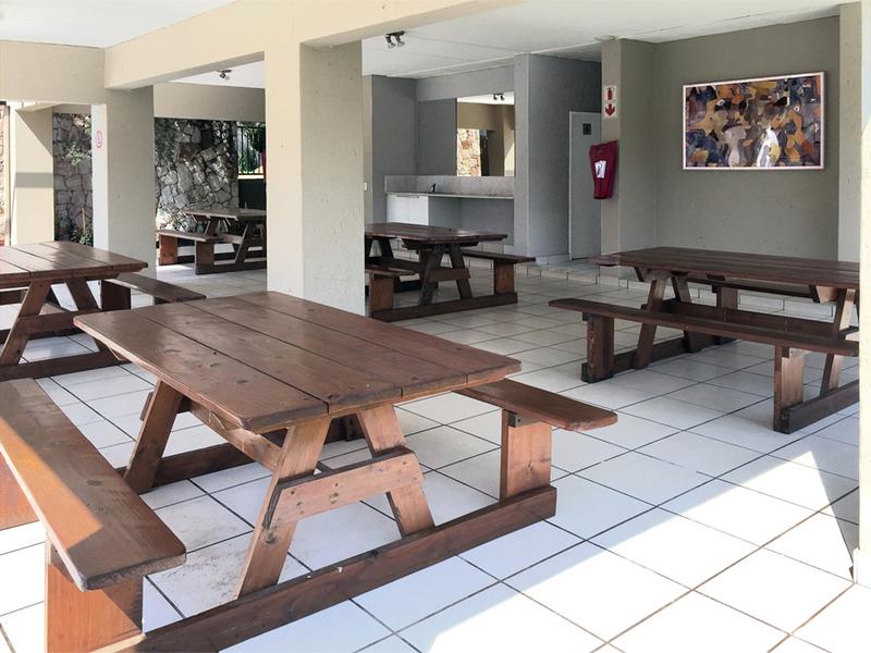 To Let 1 Bedroom Property for Rent in Douglasdale Gauteng
