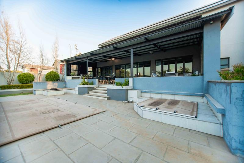 3 Bedroom Property for Sale in Copperleaf Estate Gauteng