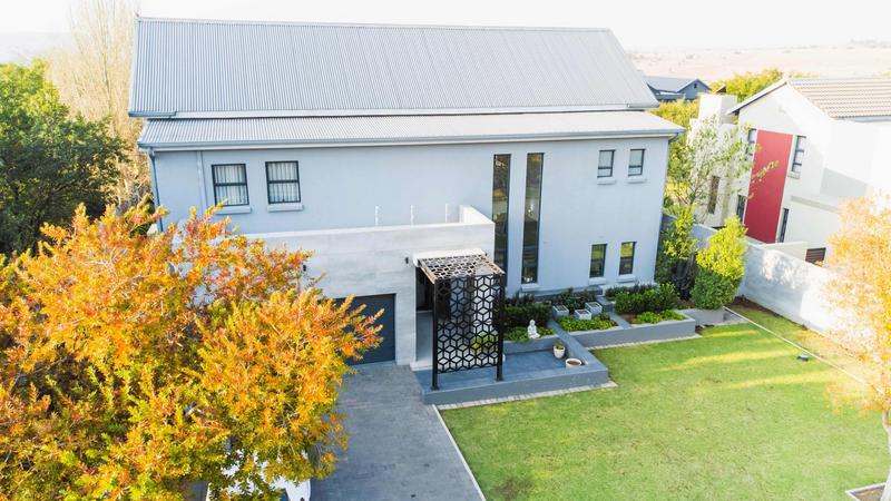 3 Bedroom Property for Sale in Copperleaf Estate Gauteng