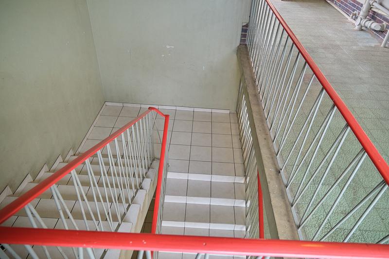 To Let 2 Bedroom Property for Rent in Florida Lake Gauteng