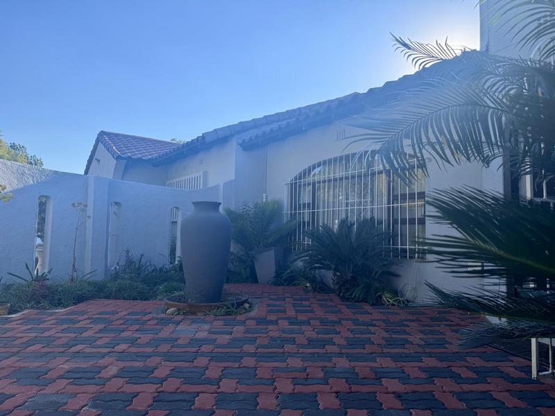 4 Bedroom Property for Sale in Bryanston Gauteng