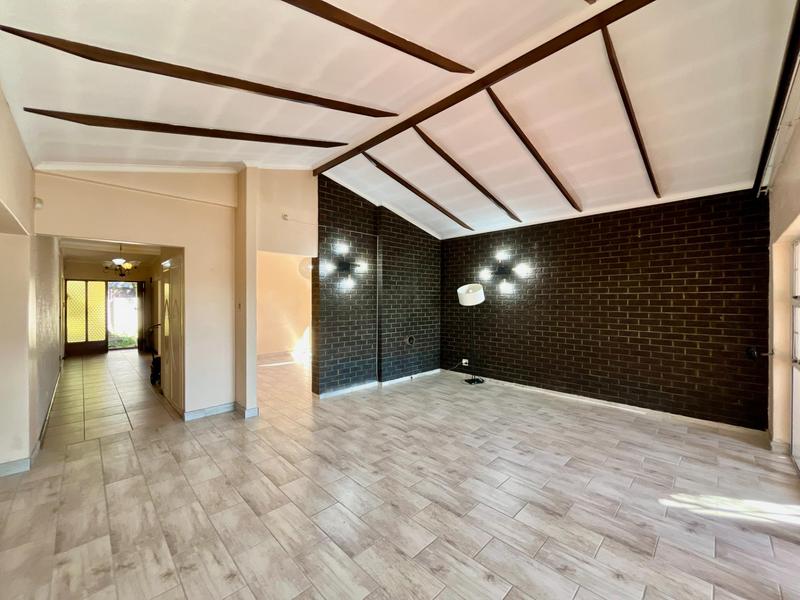 To Let 4 Bedroom Property for Rent in Wendywood Gauteng