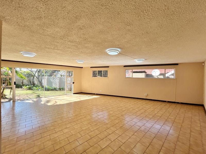 To Let 4 Bedroom Property for Rent in Wendywood Gauteng