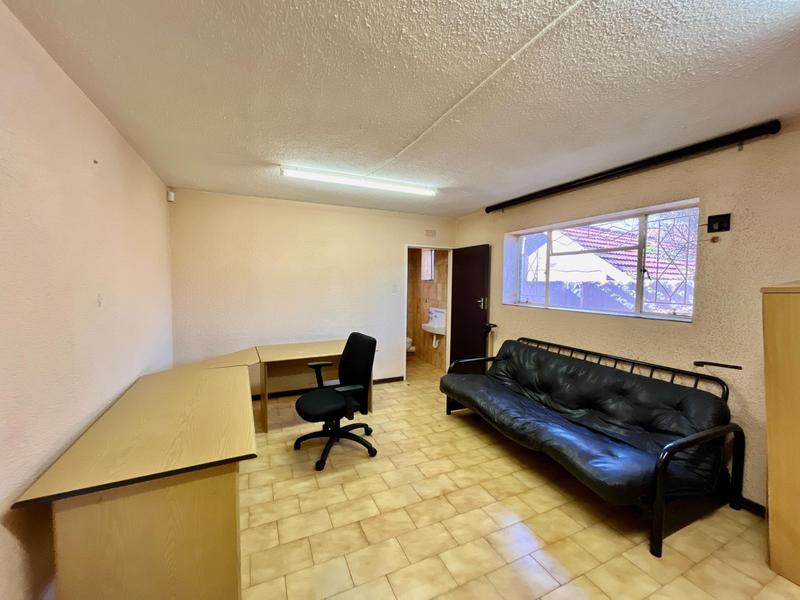 To Let 4 Bedroom Property for Rent in Wendywood Gauteng