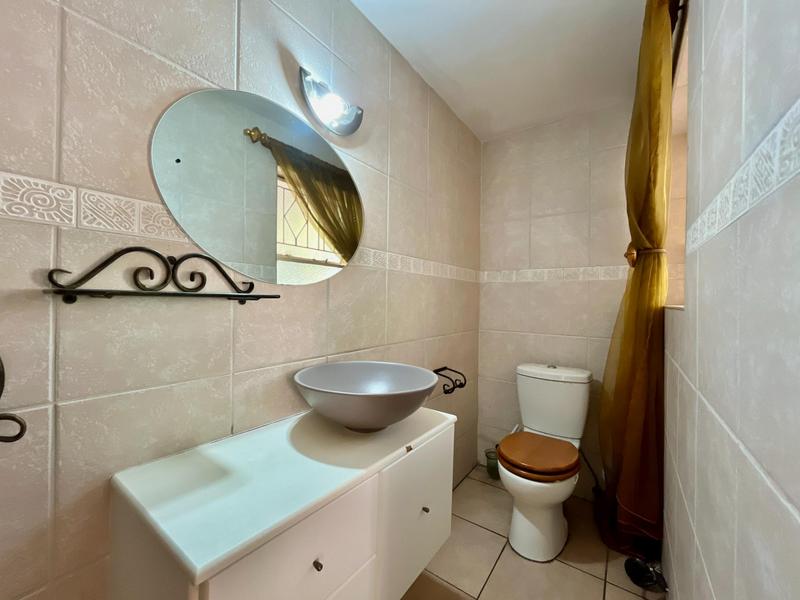 To Let 4 Bedroom Property for Rent in Wendywood Gauteng