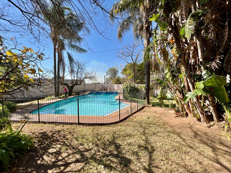 To Let 4 Bedroom Property for Rent in Wendywood Gauteng