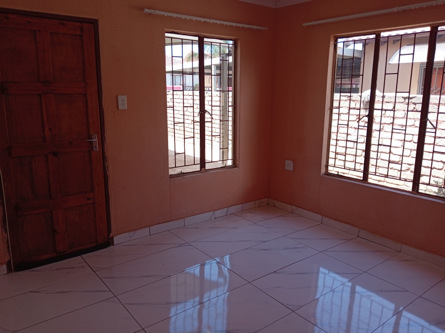 To Let 2 Bedroom Property for Rent in Soshanguve VV Gauteng