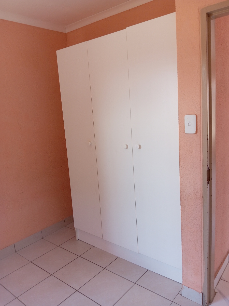 To Let 2 Bedroom Property for Rent in Soshanguve VV Gauteng