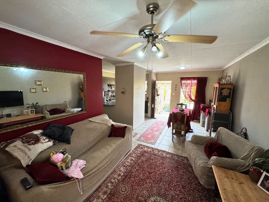 2 Bedroom Property for Sale in Sinoville Gauteng