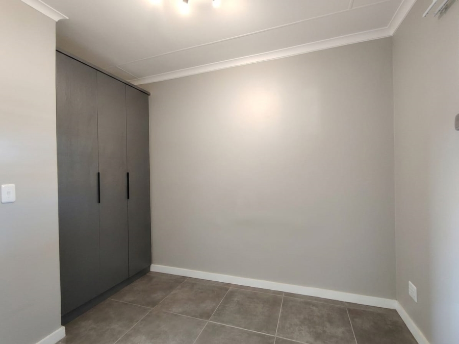 1 Bedroom Property for Sale in Sinoville Gauteng