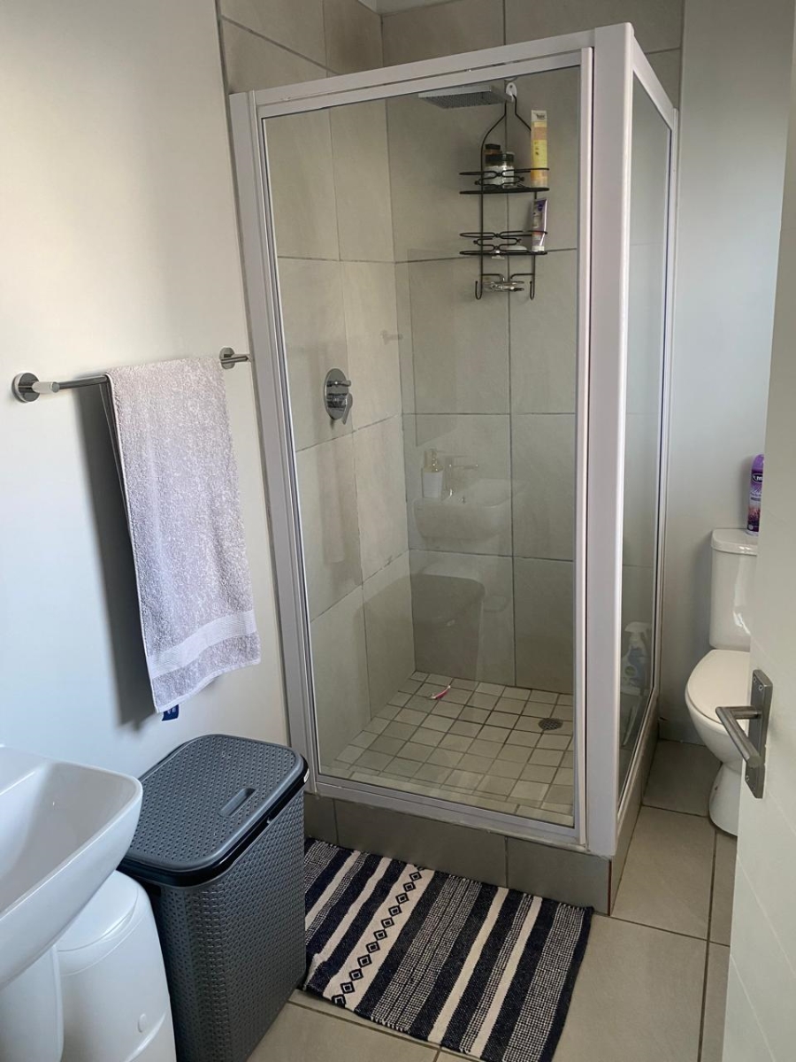 To Let 3 Bedroom Property for Rent in Fleurhof Gauteng