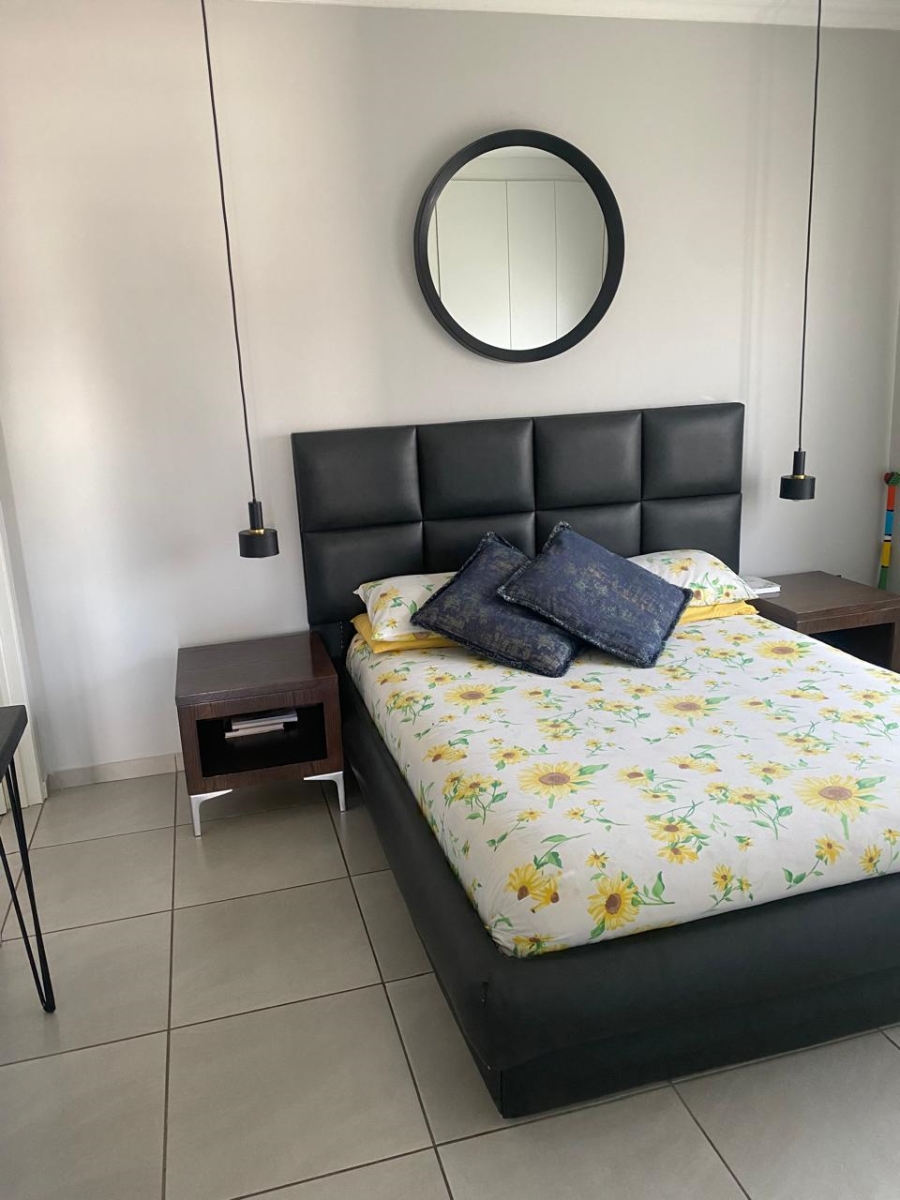To Let 3 Bedroom Property for Rent in Fleurhof Gauteng