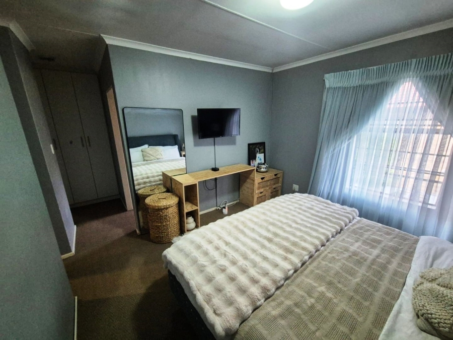 4 Bedroom Property for Sale in Montana Tuine Gauteng