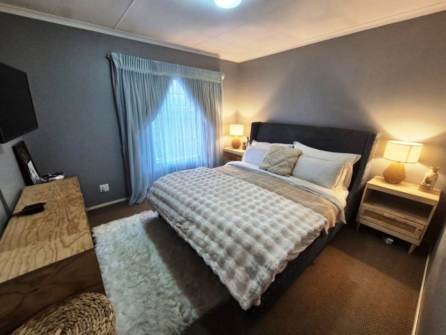 4 Bedroom Property for Sale in Montana Tuine Gauteng