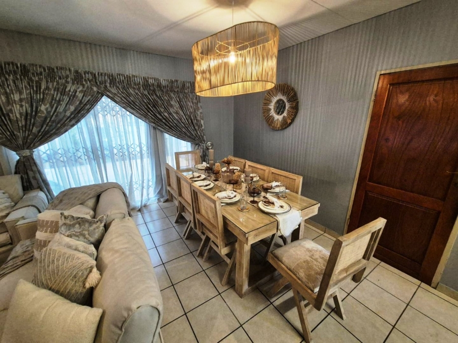 4 Bedroom Property for Sale in Montana Tuine Gauteng