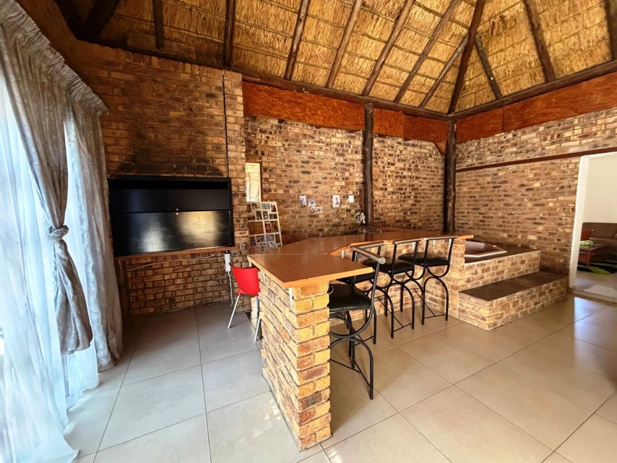 4 Bedroom Property for Sale in Theresa Park Gauteng