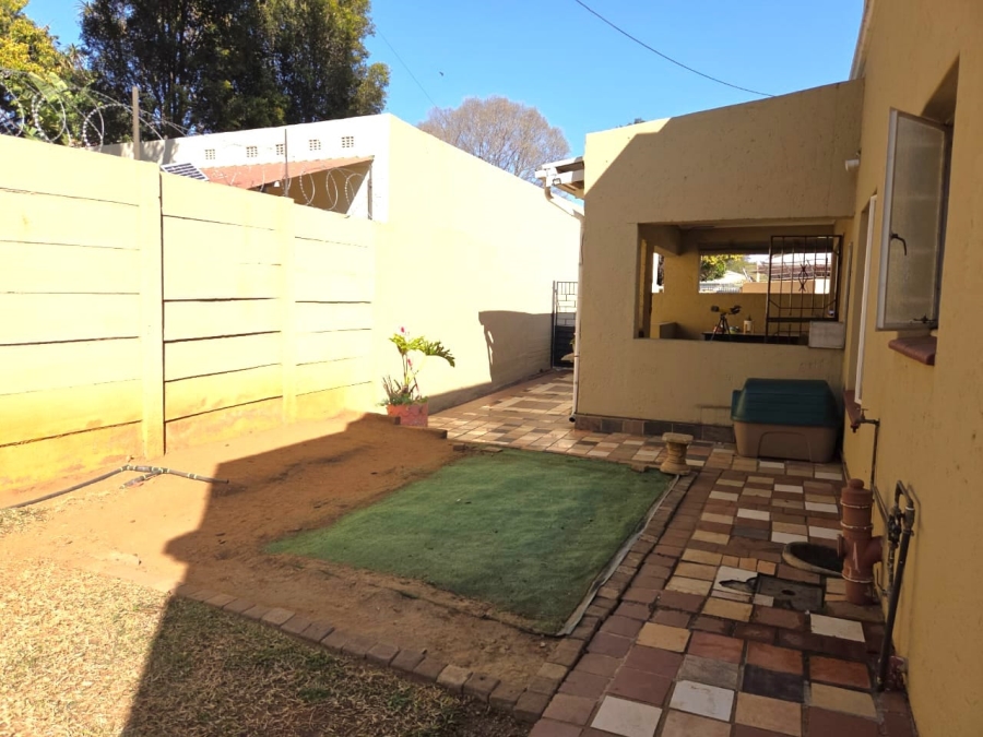 To Let 3 Bedroom Property for Rent in Villieria Gauteng
