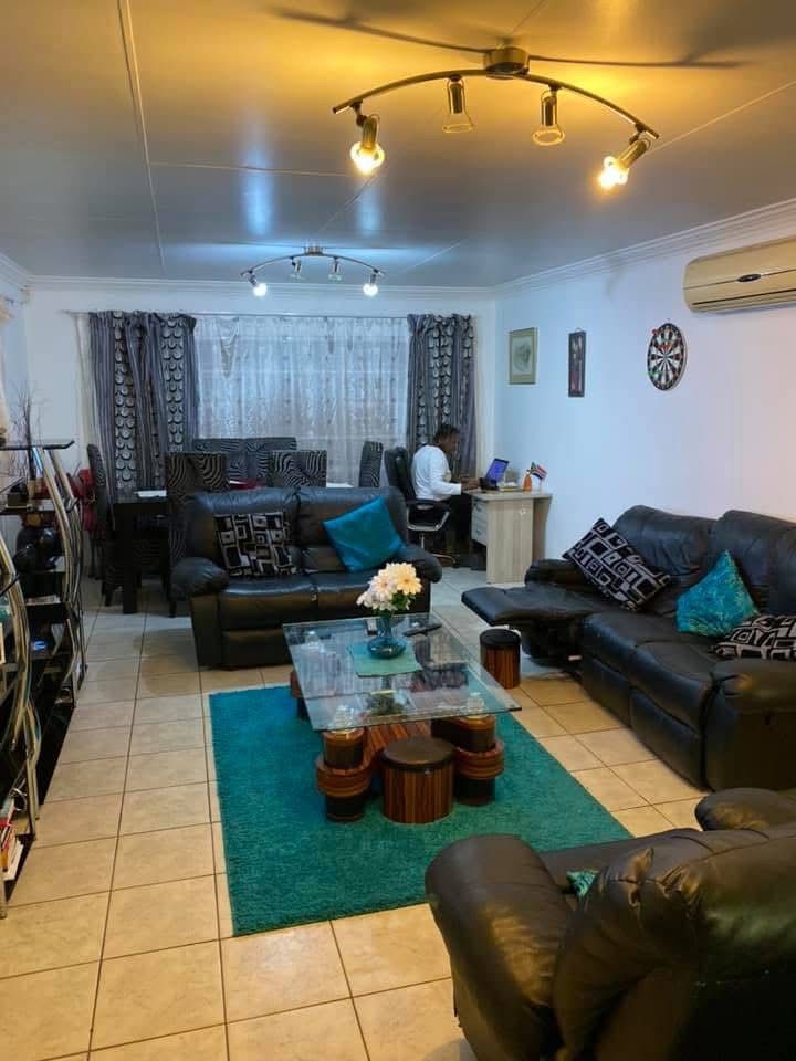 To Let 2 Bedroom Property for Rent in The Hill Gauteng