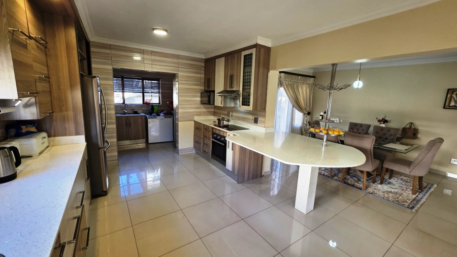 4 Bedroom Property for Sale in Montana Tuine Gauteng