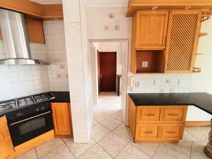 6 Bedroom Property for Sale in Montana Park Gauteng