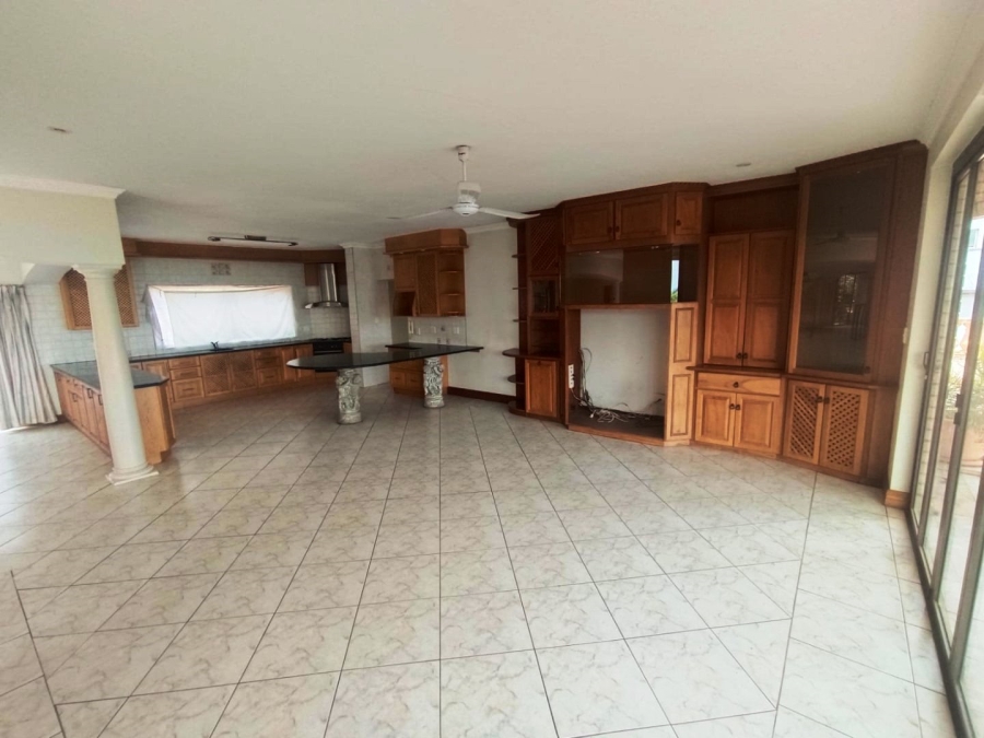 6 Bedroom Property for Sale in Montana Park Gauteng