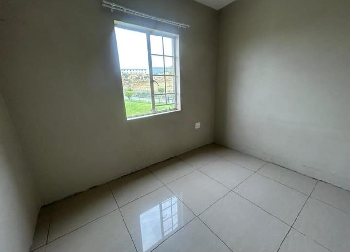 To Let 2 Bedroom Property for Rent in Fleurhof Gauteng