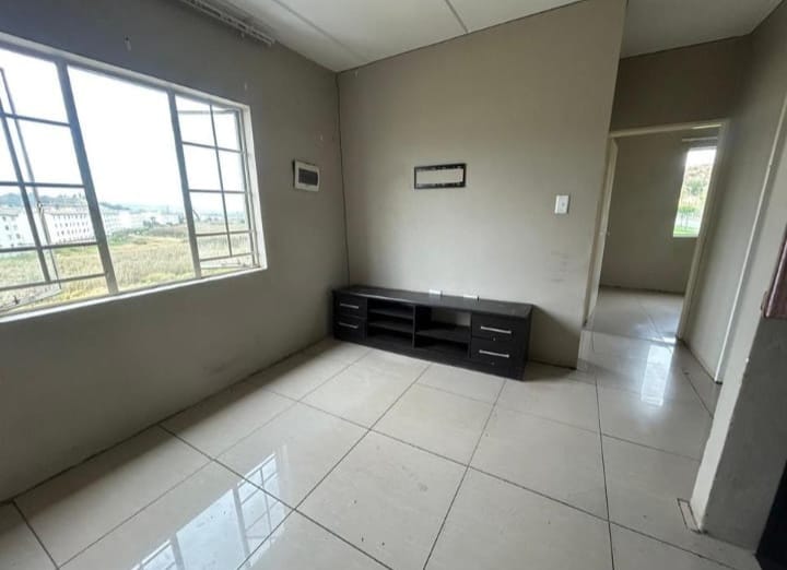 To Let 2 Bedroom Property for Rent in Fleurhof Gauteng