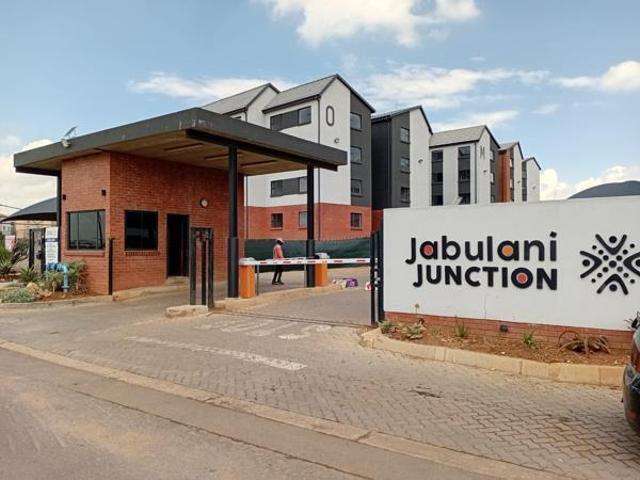 To Let 2 Bedroom Property for Rent in Jabulani Gauteng