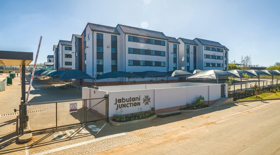To Let 2 Bedroom Property for Rent in Jabulani Gauteng