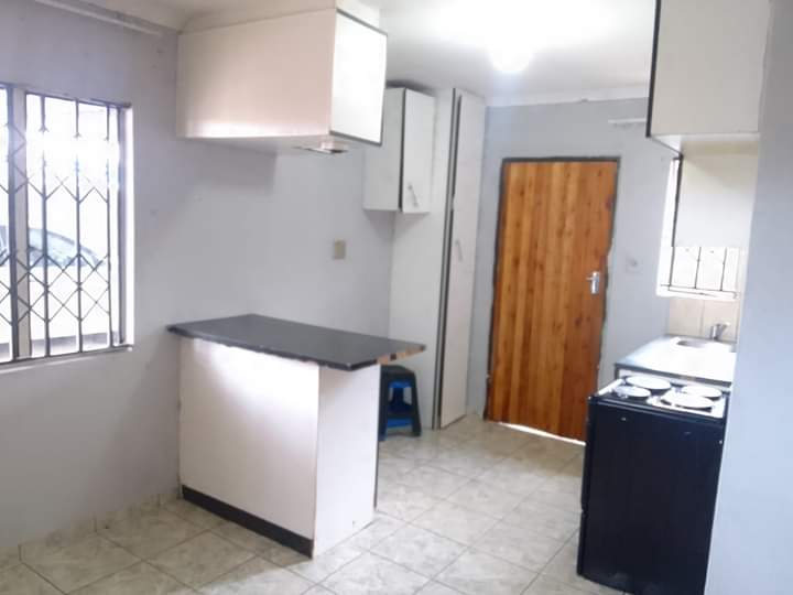 2 Bedroom Property for Sale in Protea Glen Gauteng