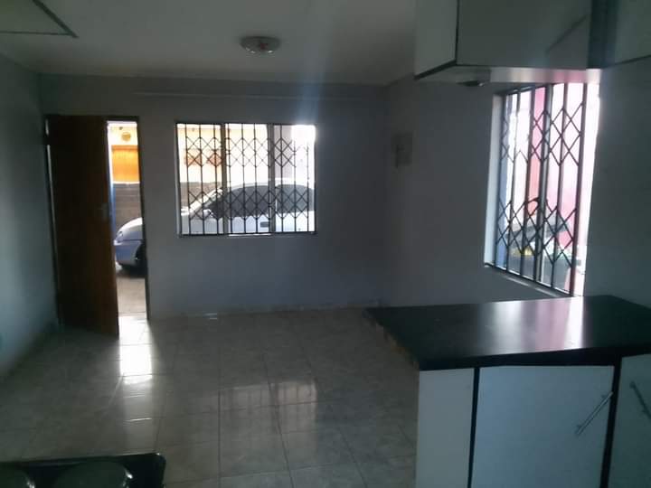 2 Bedroom Property for Sale in Protea Glen Gauteng