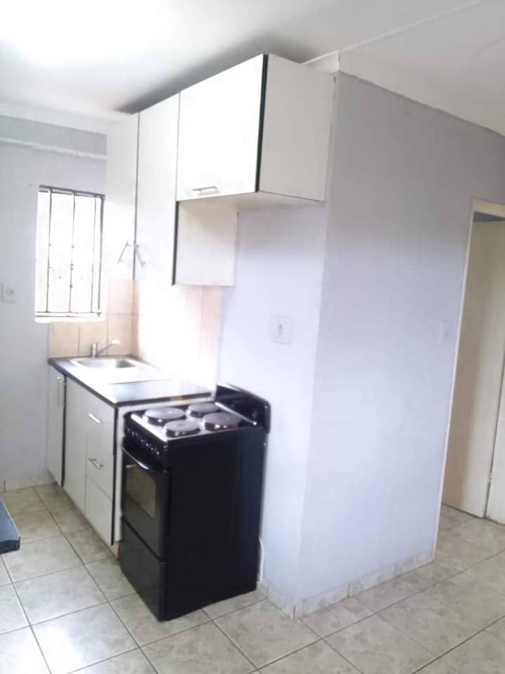 2 Bedroom Property for Sale in Protea Glen Gauteng