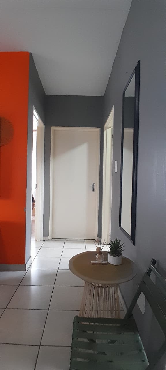 2 Bedroom Property for Sale in Fleurhof Gauteng