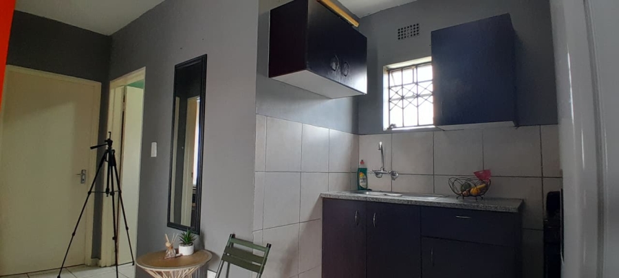 2 Bedroom Property for Sale in Fleurhof Gauteng