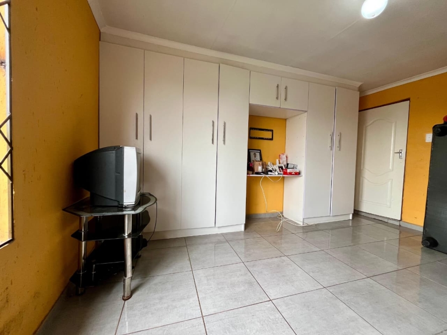 To Let 2 Bedroom Property for Rent in Geluksdal Ext 2 Gauteng