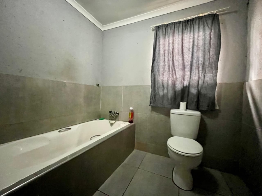 To Let 2 Bedroom Property for Rent in Geluksdal Ext 2 Gauteng