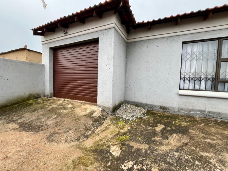 To Let 2 Bedroom Property for Rent in Geluksdal Ext 2 Gauteng