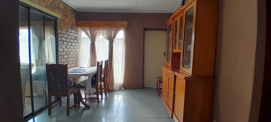 3 Bedroom Property for Sale in Bedworth Park Gauteng