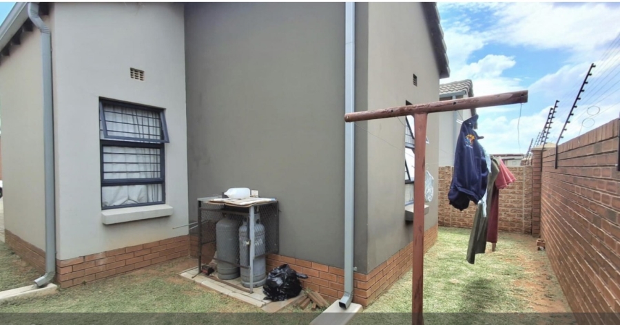 2 Bedroom Property for Sale in South Hills Gauteng