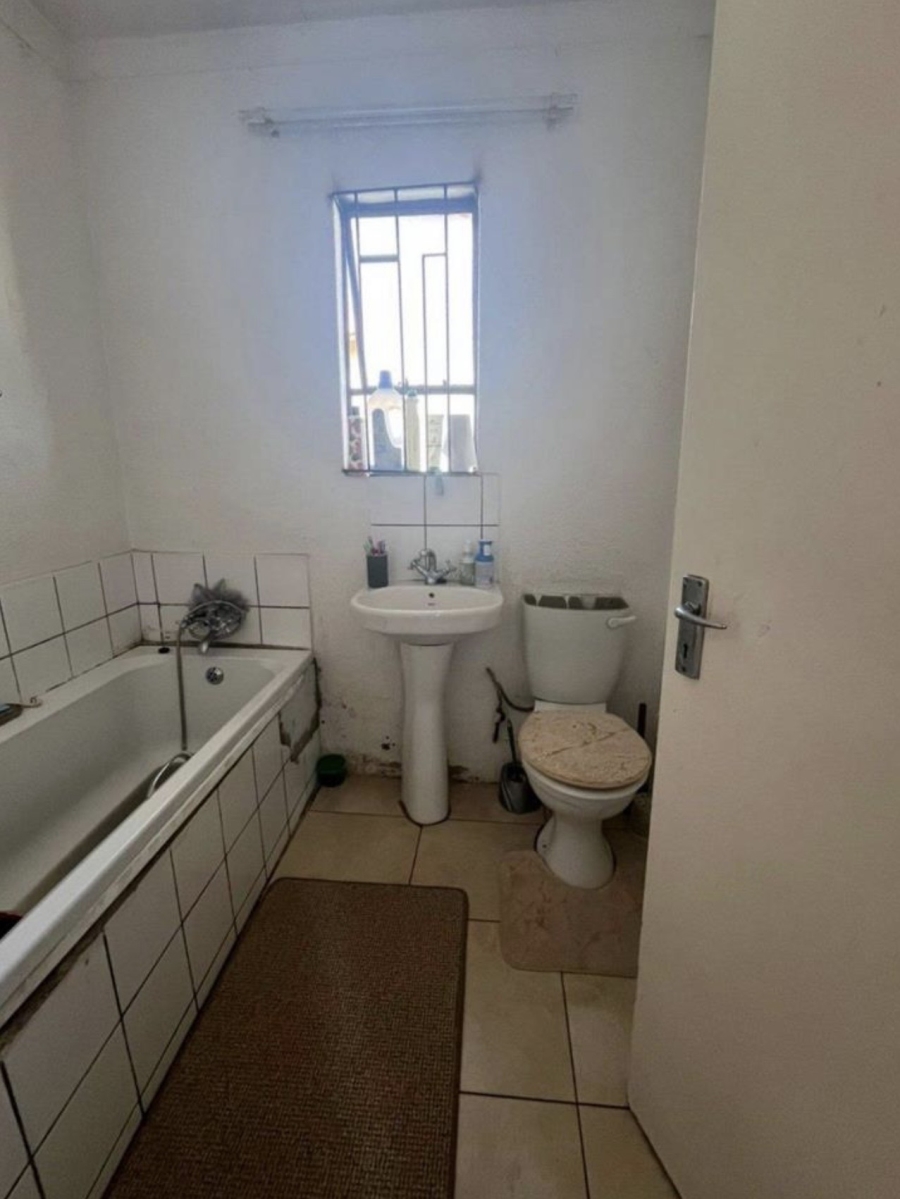 2 Bedroom Property for Sale in Kya Sands Gauteng
