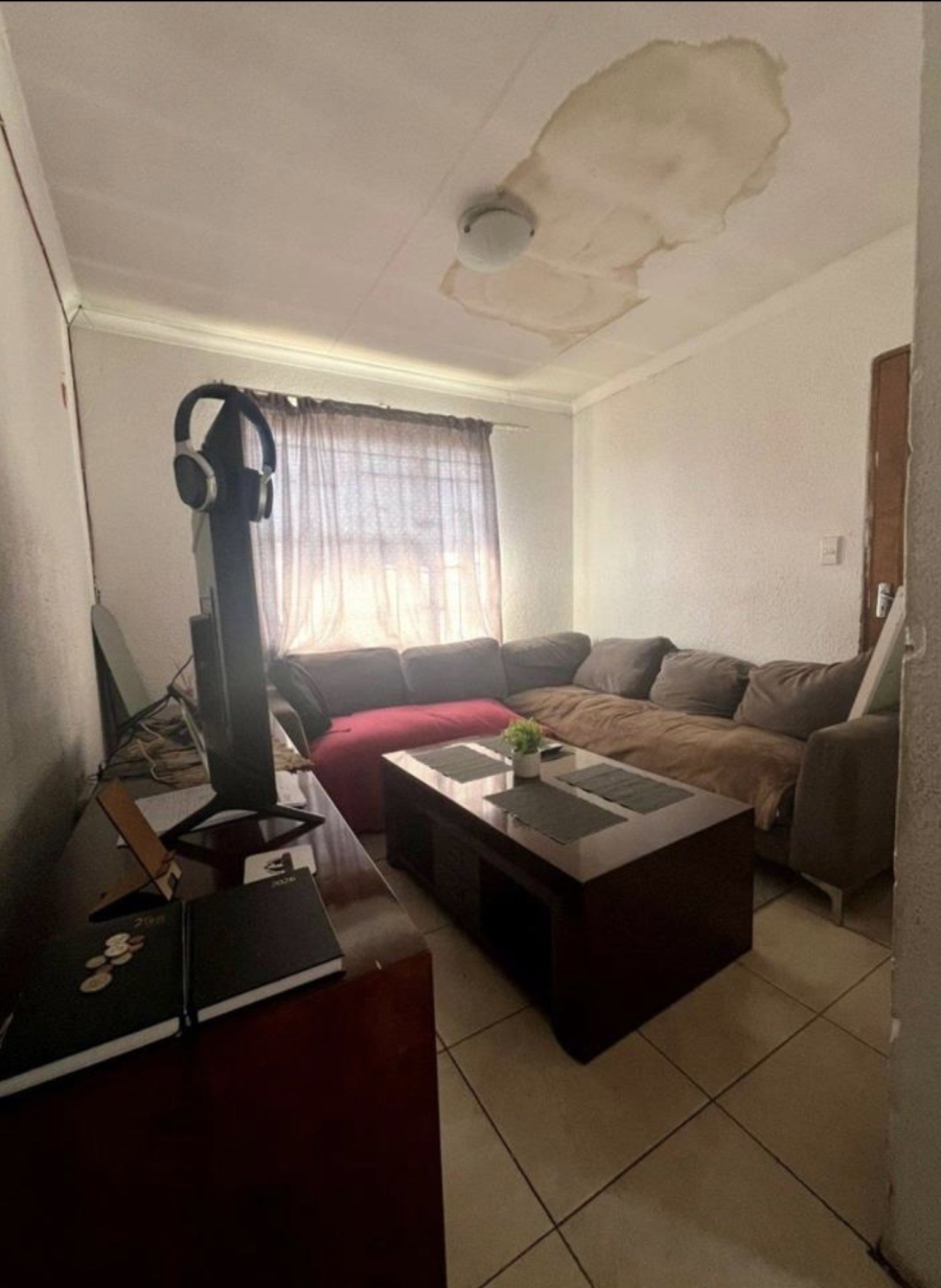 2 Bedroom Property for Sale in Kya Sands Gauteng