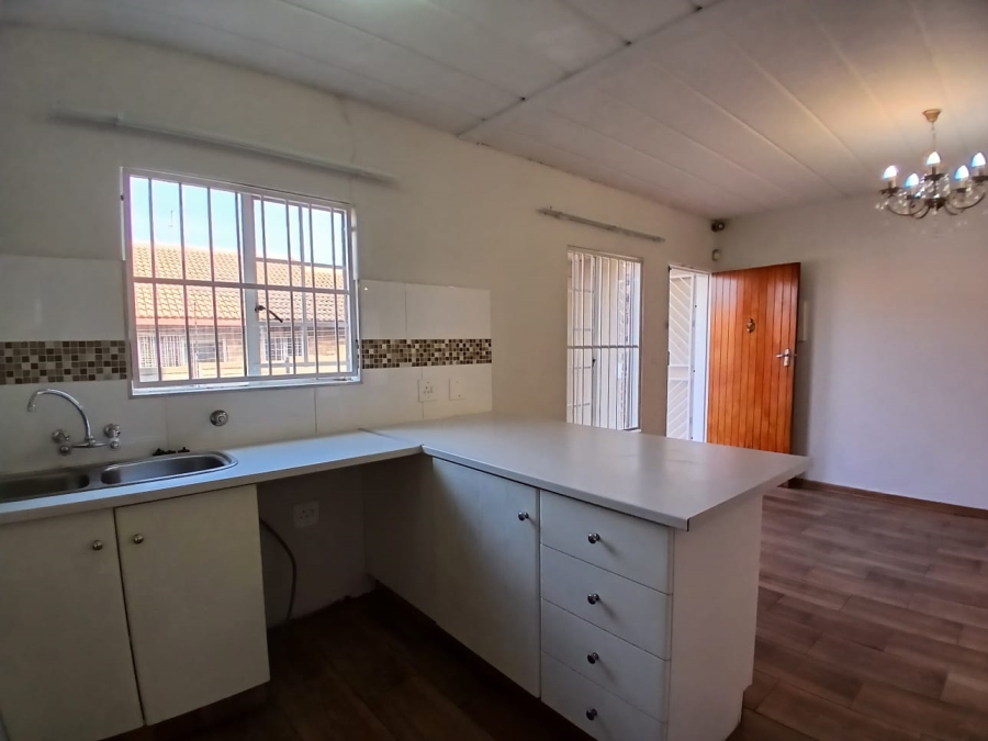 2 Bedroom Property for Sale in Highveld Gauteng