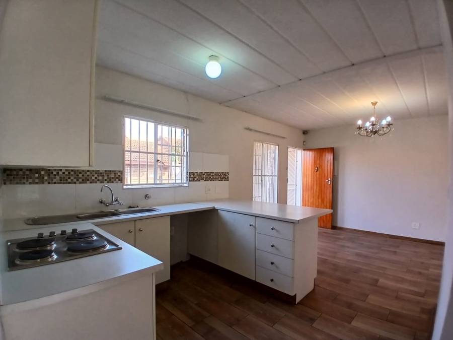 2 Bedroom Property for Sale in Highveld Gauteng