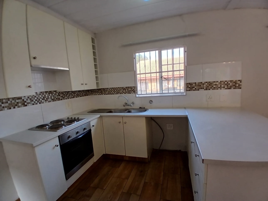 2 Bedroom Property for Sale in Highveld Gauteng